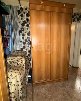3-к квартира, вторичка, 71м2, 8/10 этаж