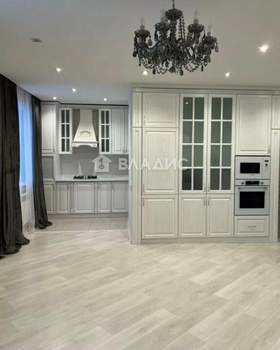 3-к квартира, вторичка, 104м2, 8/9 этаж
