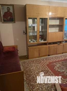 2-к квартира, вторичка, 46м2, 1/6 этаж