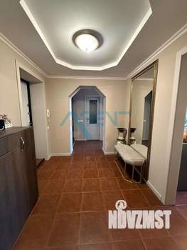 2-к квартира, вторичка, 58м2, 8/9 этаж