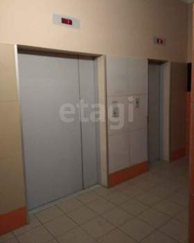 2-к квартира, вторичка, 55м2, 8/17 этаж