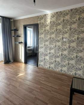 2-к квартира, вторичка, 42м2, 4/5 этаж