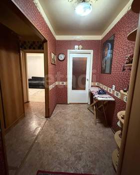 3-к квартира, вторичка, 71м2, 8/10 этаж