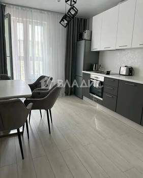 2-к квартира, вторичка, 63м2, 6/16 этаж