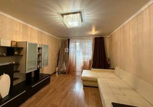 2-к квартира, вторичка, 61м2, 1/6 этаж