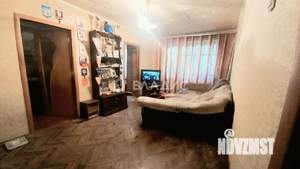 4-к квартира, вторичка, 61м2, 5/5 этаж