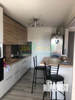 3-к квартира, вторичка, 109м2, 9/10 этаж