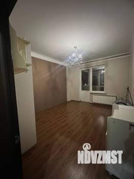 3-к квартира, вторичка, 81м2, 3/8 этаж