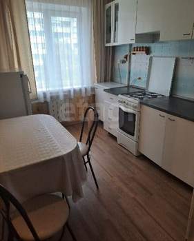 3-к квартира, вторичка, 61м2, 4/9 этаж
