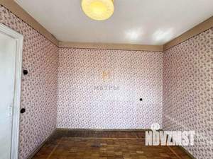 4-к квартира, вторичка, 62м2, 3/5 этаж