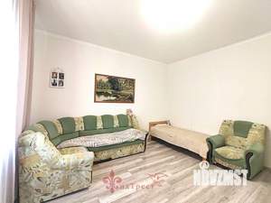 2-к квартира, вторичка, 64м2, 1/4 этаж