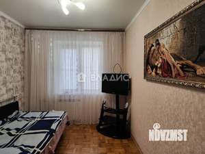 3-к квартира, вторичка, 64м2, 1/14 этаж