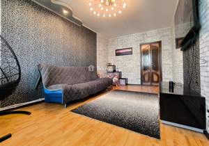 2-к квартира, вторичка, 60м2, 8/10 этаж