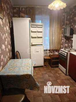 3-к квартира, вторичка, 60м2, 1/9 этаж