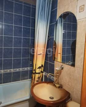 2-к квартира, вторичка, 43м2, 3/5 этаж