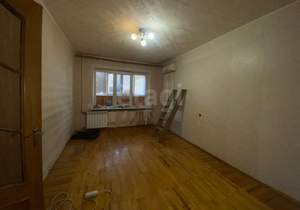 2-к квартира, вторичка, 38м2, 1/9 этаж