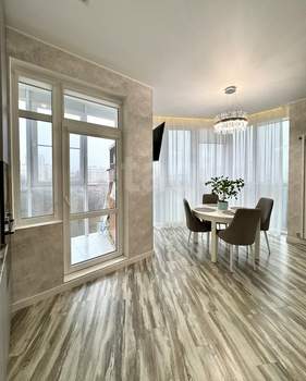 2-к квартира, вторичка, 72м2, 10/16 этаж