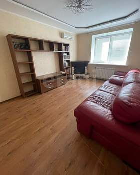 3-к квартира, вторичка, 83м2, 1/10 этаж