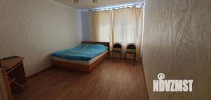 3-к квартира, вторичка, 74м2, 1/9 этаж