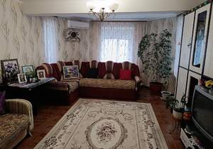 3-к квартира, вторичка, 74м2, 10/10 этаж