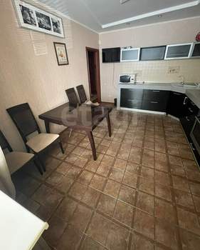 3-к квартира, вторичка, 83м2, 1/10 этаж