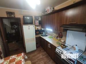 3-к квартира, вторичка, 61м2, 1/9 этаж