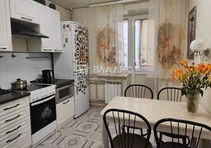 3-к квартира, вторичка, 64м2, 1/14 этаж