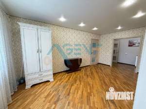 3-к квартира, вторичка, 71м2, 1/10 этаж