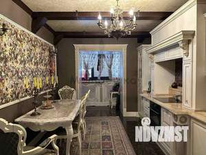 3-к квартира, вторичка, 131м2, 9/16 этаж