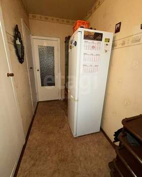 3-к квартира, вторичка, 71м2, 8/10 этаж