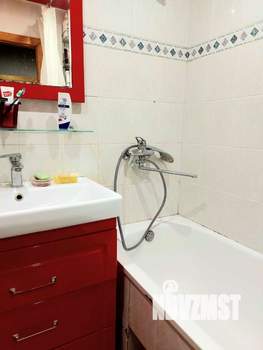 3-к квартира, вторичка, 64м2, 6/9 этаж