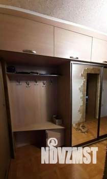 3-к квартира, вторичка, 58м2, 1/9 этаж