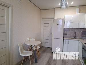 2-к квартира, вторичка, 53м2, 11/18 этаж