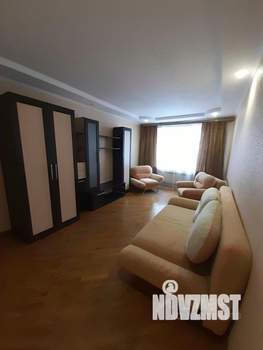 2-к квартира, вторичка, 59м2, 1/10 этаж