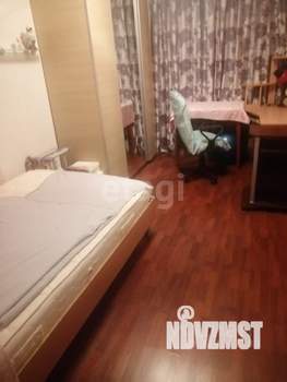 3-к квартира, вторичка, 100м2, 10/12 этаж