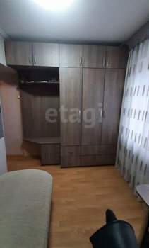 3-к квартира, вторичка, 58м2, 1/9 этаж