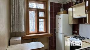 3-к квартира, вторичка, 71м2, 2/4 этаж