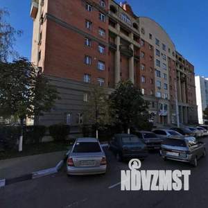 4-к квартира, вторичка, 122м2, 2/10 этаж