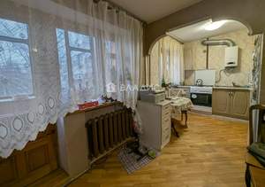 3-к квартира, вторичка, 58м2, 3/5 этаж