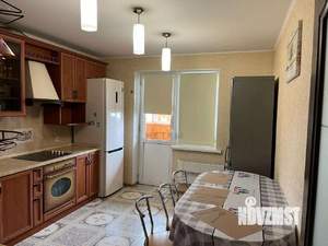 3-к квартира, вторичка, 100м2, 4/10 этаж