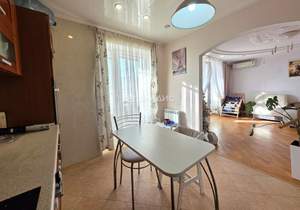 2-к квартира, вторичка, 63м2, 10/10 этаж