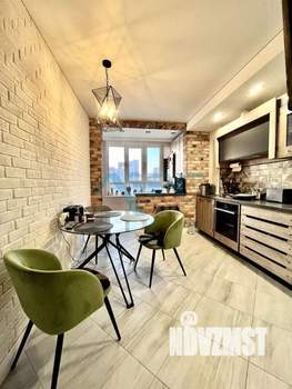 2-к квартира, вторичка, 76м2, 8/17 этаж