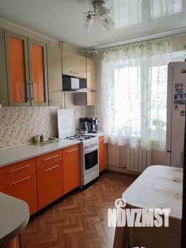 4-к квартира, вторичка, 75м2, 3/10 этаж