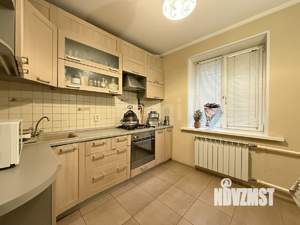 3-к квартира, вторичка, 63м2, 1/9 этаж