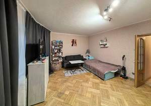2-к квартира, вторичка, 70м2, 8/9 этаж