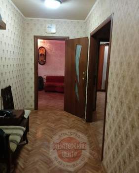 3-к квартира, вторичка, 72м2, 1/10 этаж