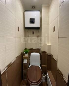 2-к квартира, вторичка, 62м2, 1/10 этаж