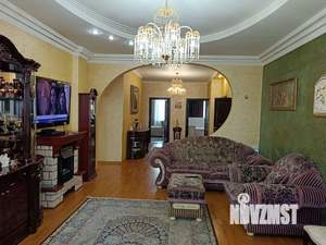 4-к квартира, вторичка, 146м2, 9/10 этаж