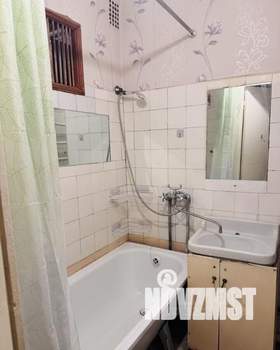 2-к квартира, вторичка, 44м2, 1/5 этаж