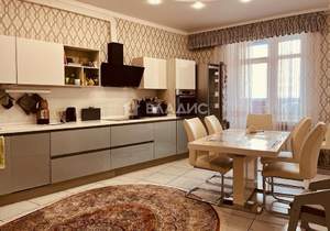 3-к квартира, вторичка, 131м2, 7/13 этаж